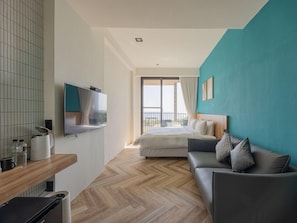 Living area - Seawall Inn (Hengchun)