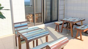 Outdoor dining - Mei Sheng Bed and Breakfast (Hengchun)