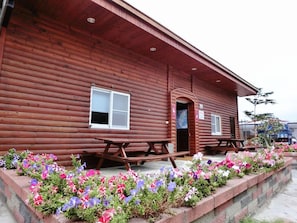 Outdoor dining - Come Inn (Hengchun)