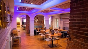 Unclassified image, 4 of 49, button - Hotel Mon Ami (Weymouth)