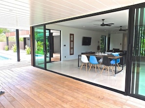 Dining - Pacific Palms Luxury Villa (Rarotonga)