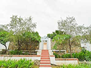 Ngoại thất