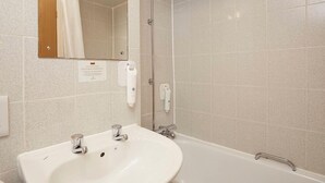 Bathroom - Premier Inn Alderley Edge (Alderley Edge)