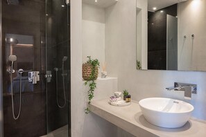Ảnh chưa phân loại, 5 trong số 62 ảnh, nút