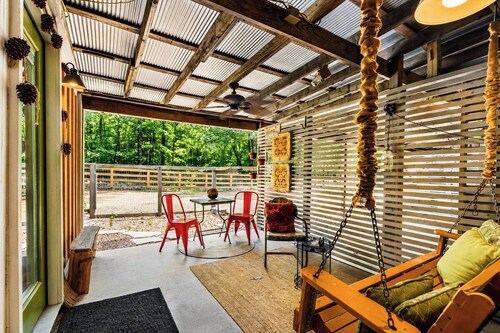 The Potting Shed Cozy 2BR by Velvet Ditch Villas
