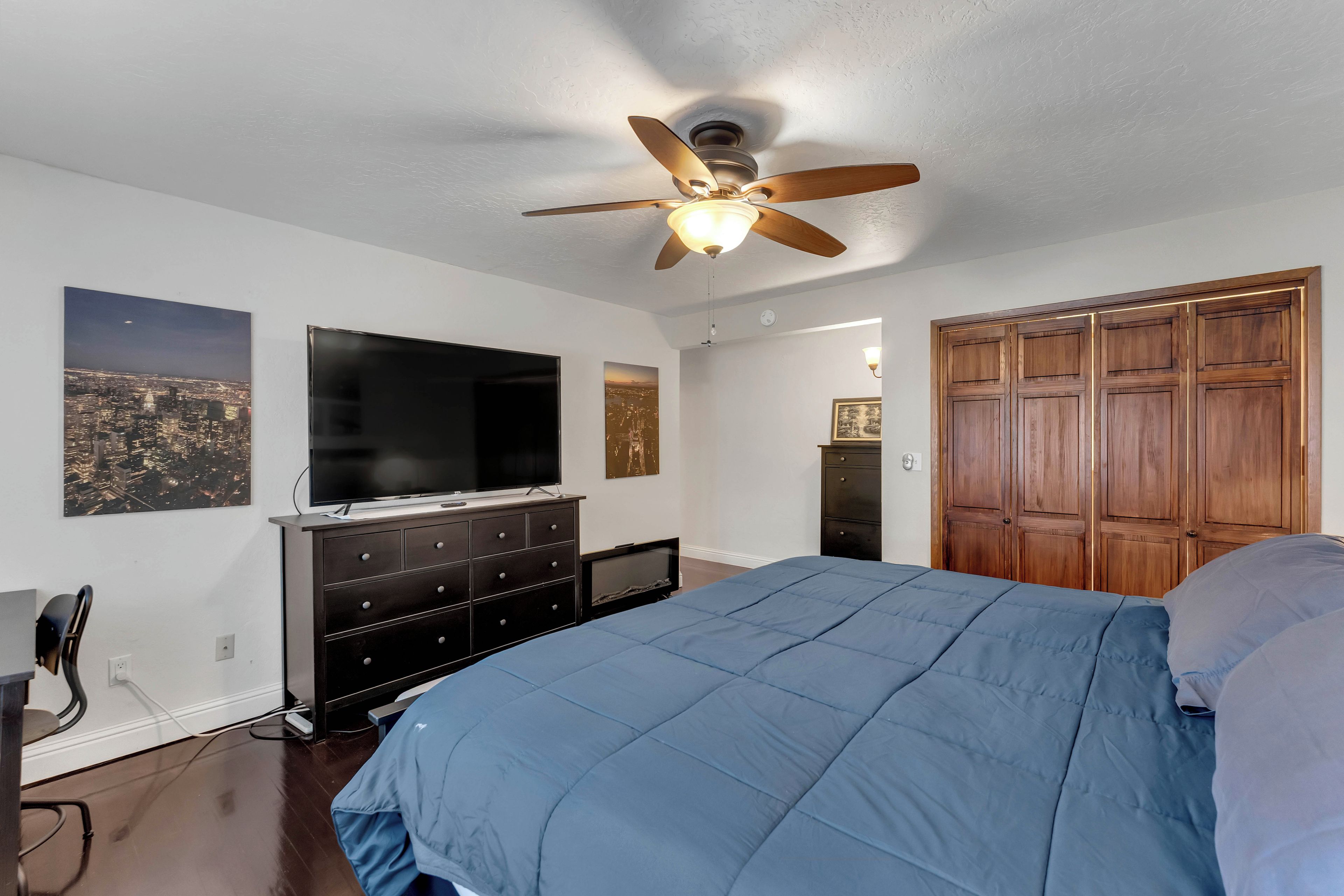 3 bedrooms, WiFi, bed sheets