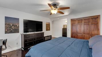 3 bedrooms, WiFi, bed sheets