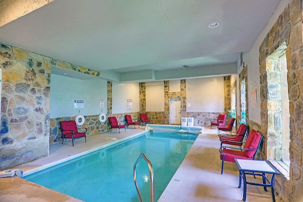 Pool - Luxurious Mountain Retreat w/ Theater & Indoor Pool (Sevierville)