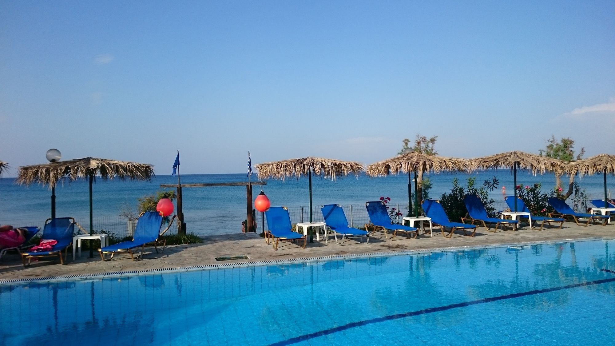 حمام سباحة
