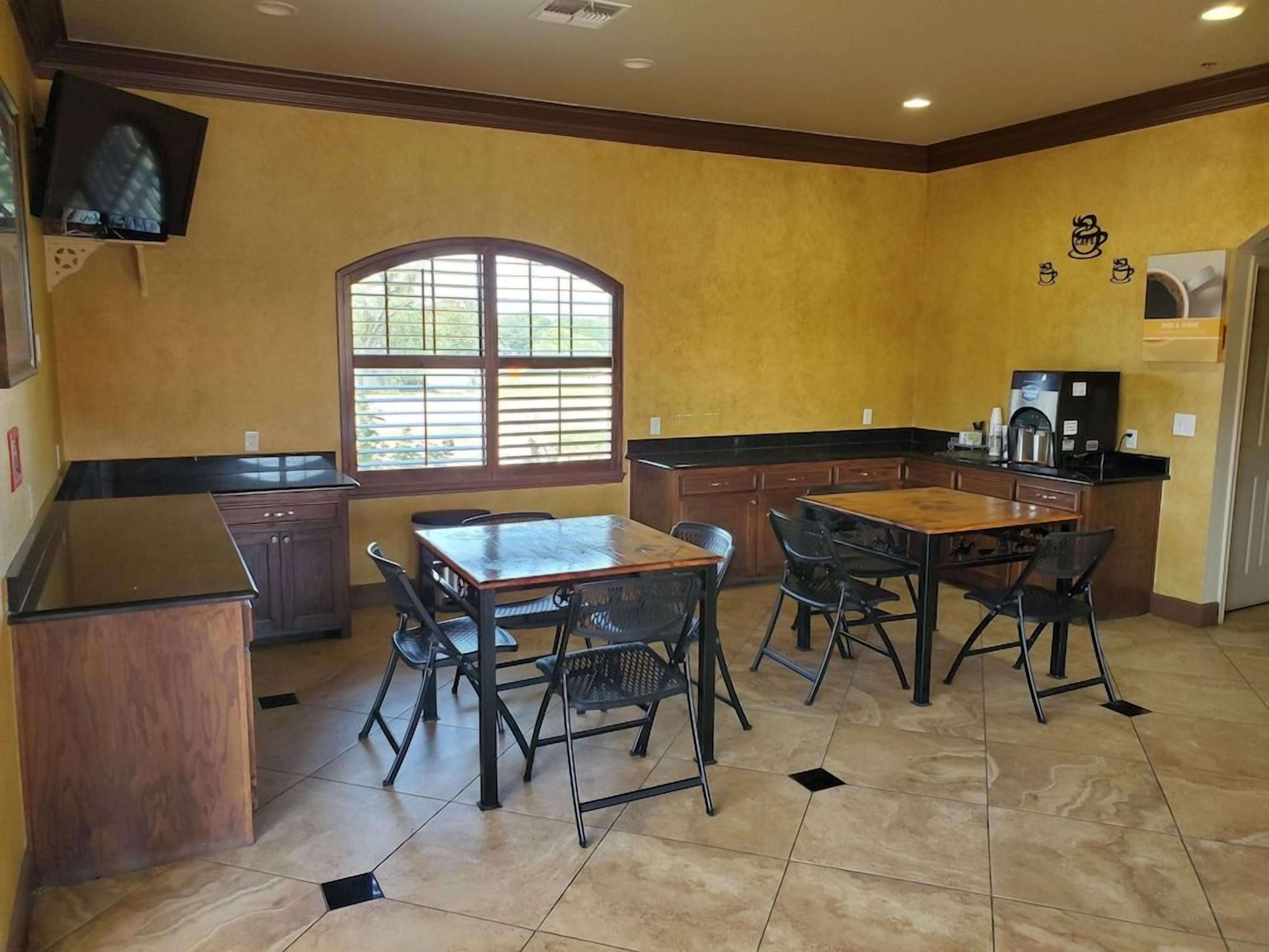 Khu ăn uống
