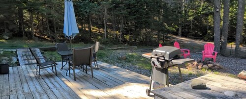 Quaint 3-bedroom cabin in Stonington perfect for relaxing getaways