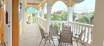 Atlantic Suites Luxury Apartments