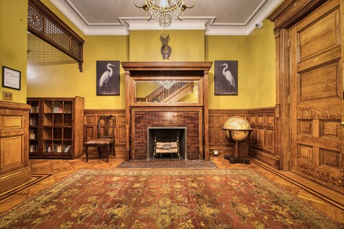 The Hamilton House Inn