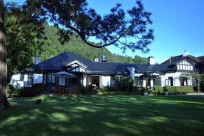 Exterior - Hill Cottage (Nuwara Eliya)