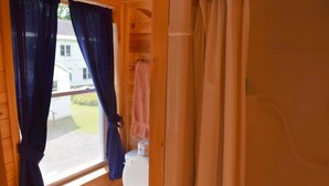 Bathroom - The Lake House Townhouses (Richfield Springs)