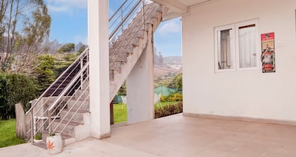 Classic Aathira Hill Stay