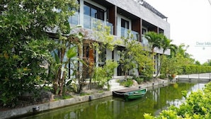 Ảnh chưa phân loại, 2 trong số 119 ảnh, nút