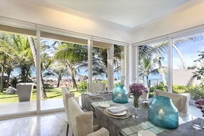Unclassified image, 4 of 62, button - White Villa (Balapitiya)