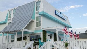 Unclassified image, 2 of 59, button - Outer Banks Inn (Kill Devil Hills)