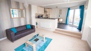 Living area - Hamilton Grace Wessex Court Apartments (Swindon)