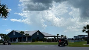 Property grounds - Relaxing RV resort in Foley Alabama LOT 78 with 3 pools 1 heated year round (Foley)