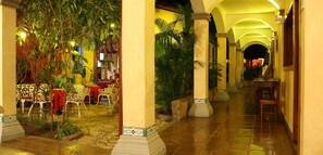 Unclassified image, 4 of 106, button - Colonial Granada Hotel (Granada)