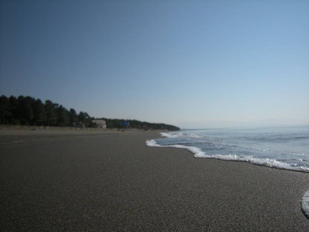 Beach nearby, black sand