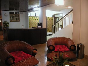Lobby - Hotel Azur (Yaoundé)