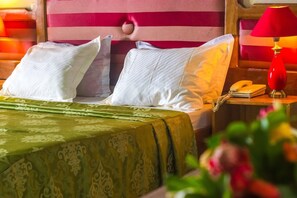 Room - Hotel Azur (Yaoundé)