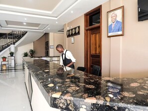 Lobby - King Apos S Conference Centre (Bujumbura)