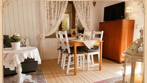 Dining - Emma's Vintage Ferienhaus mit Kamin (Thale)