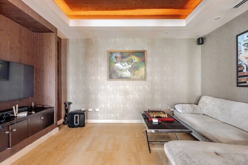 Apartamento de Lujo Frente al Mar con Jacuzzi