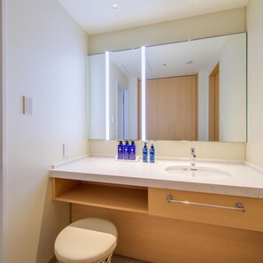 Bathroom - Atami Korakuen Hotel (Shizuoka)