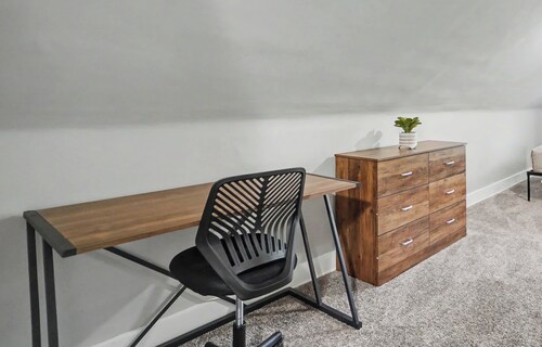 Cincy 5BR Retreat Xavier + Zoo Sleeps 7