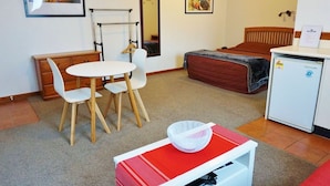 Room - Asure Colonial Court Motel and Conference Centre (Palmerston North)