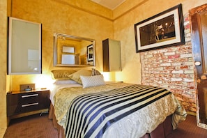 Unclassified image, 5 of 40, button - Indulge Eighth Street Apartments (Mildura)