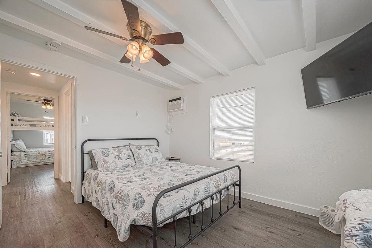 2 habitaciones, wifi gratis y ropa de cama 