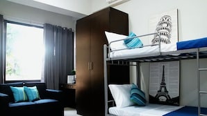 Room - Ortigas CBD Budget Stays Hostel (Pasig)