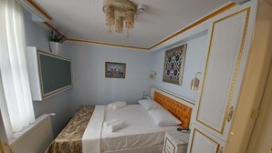 Room - BUDAKZADE KONAĞI 1841 (karşıyaka)
