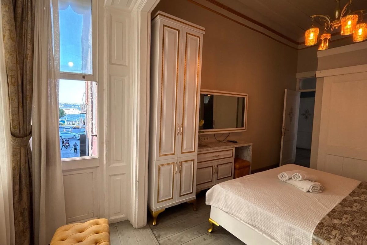 Deluxe Room, Balcony, Sea View | Free WiFi