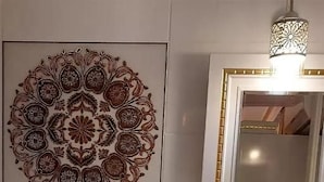 Bathroom - BUDAKZADE KONAĞI 1841 (karşıyaka)