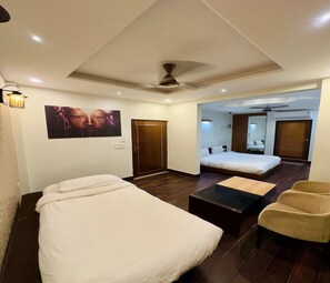 Room - Himalaya Hotel (Haridwar)