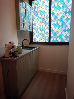 Private kitchen - Vrbo Property (Napoli)