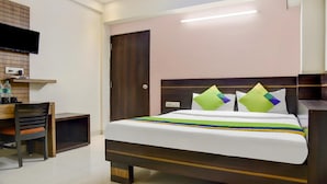 Room - OYO Rooms Sargam Cinemas (Bhopal)