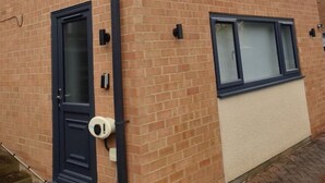 Exterior - Bancroft Apartment (Durham)