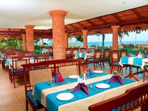 Tempat makan luar