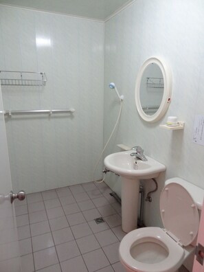 Bathroom - Shan Shayi (Ren'ai)
