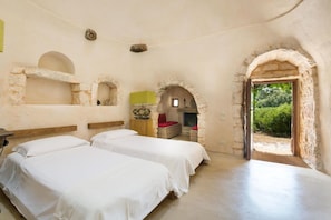 Room - Trulli di Monte Reale Hotel (Ostuni)