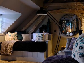 Room - The Elms (Worcester)