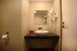 Unclassified image, 5 of 35, button - Oyo Rooms NTR Health University (Penumuluru)